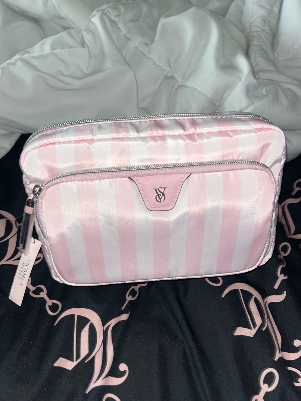 NWT Victoria’s Secret Makeup Bag